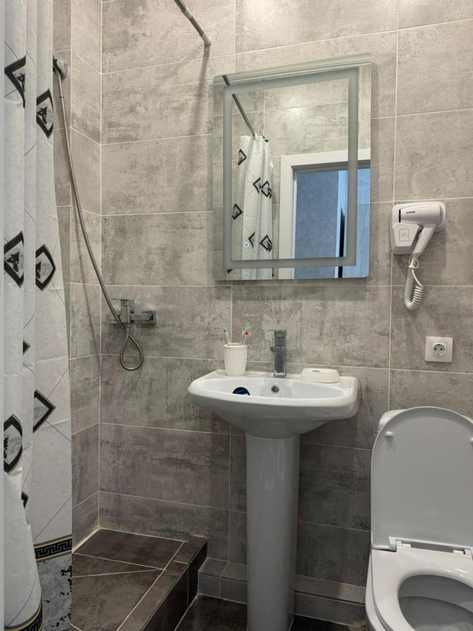 Rose Art Hotel Asztana Kültér fotó