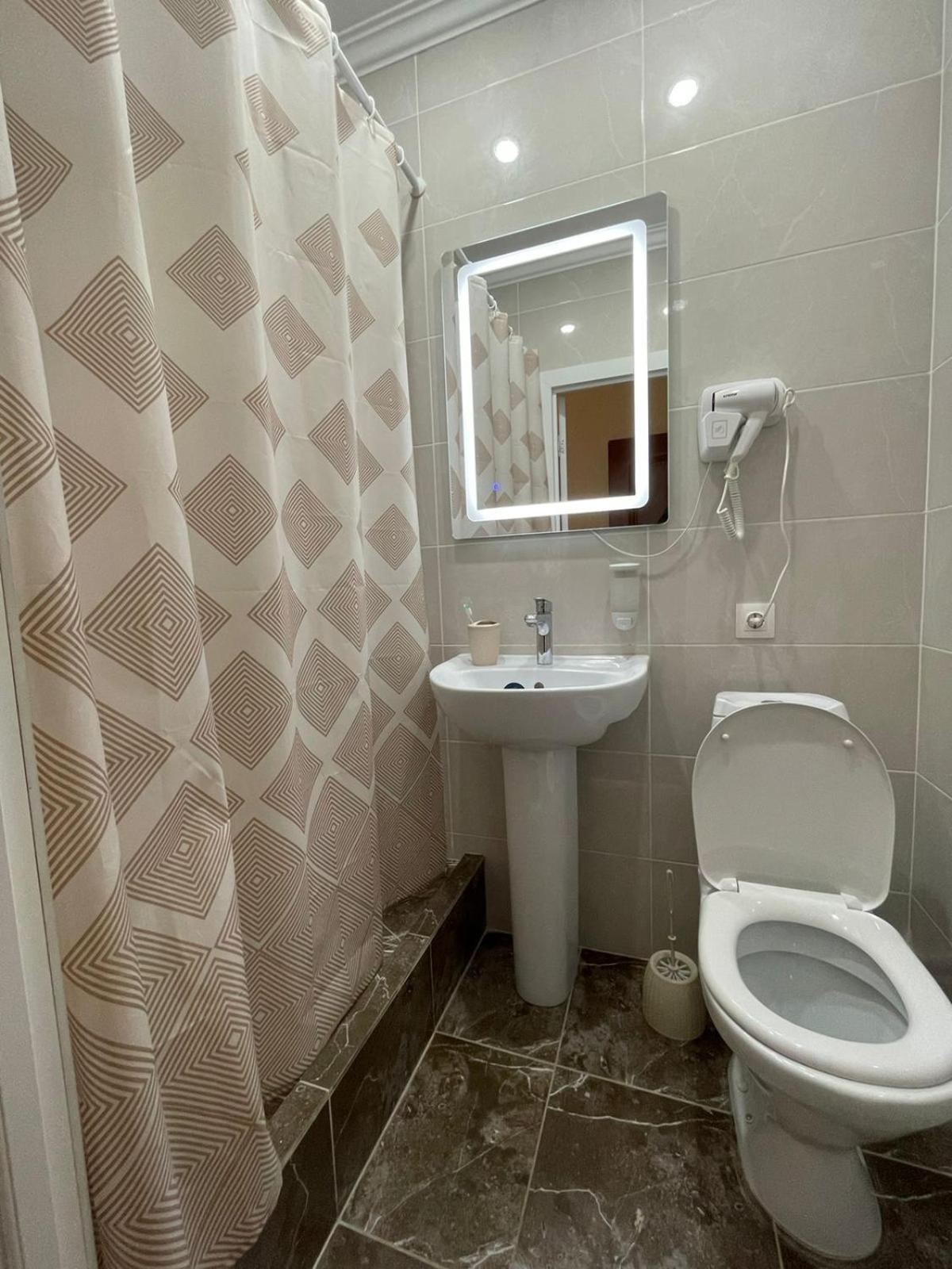 Rose Art Hotel Asztana Kültér fotó